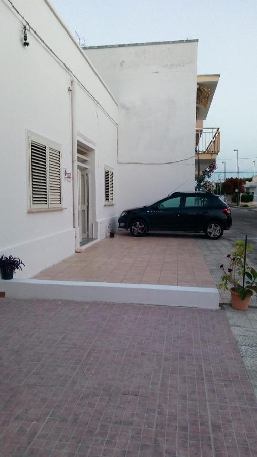 Lucy Appartement Torre Lapillo Buitenkant foto